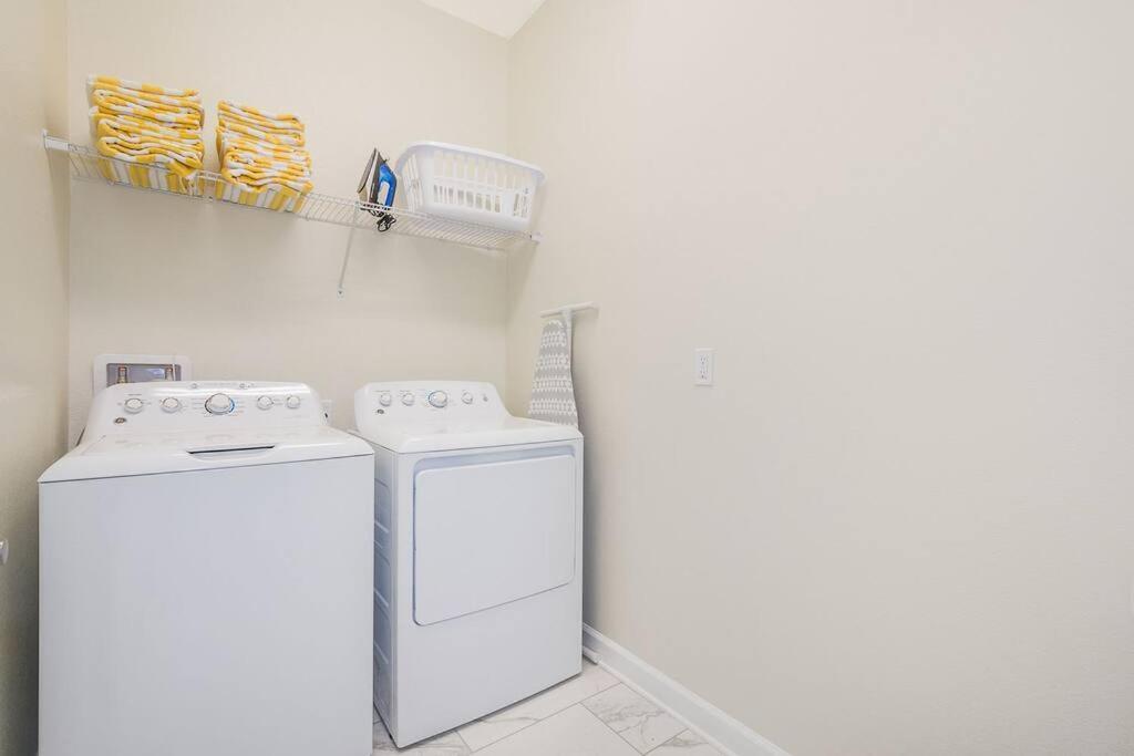 Luxury Villa Inside Storey Lake, Kissimmee - No Extra Fees Экстерьер фото
